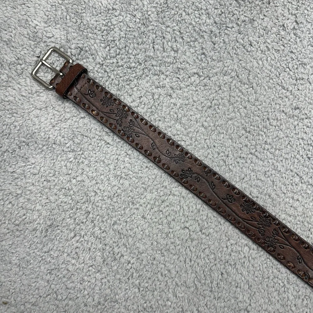 Wilsons Leather 64143-32‎ Hand Tooled Floral Brown Leather Brass Boho 38.5 Belt